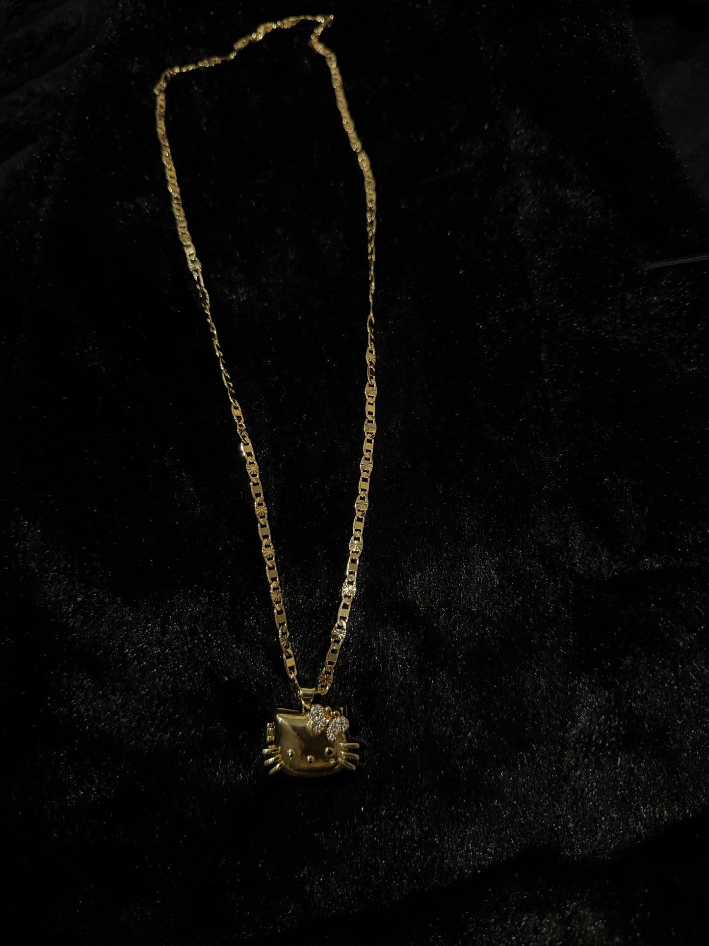 Gold Hello Kitty Face Chain